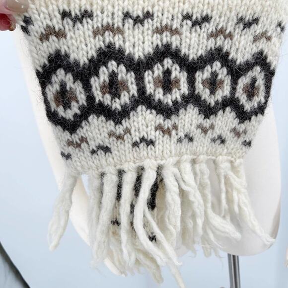 White Nordic Striped Knit Fringe Scarf - Picture 6 of 7